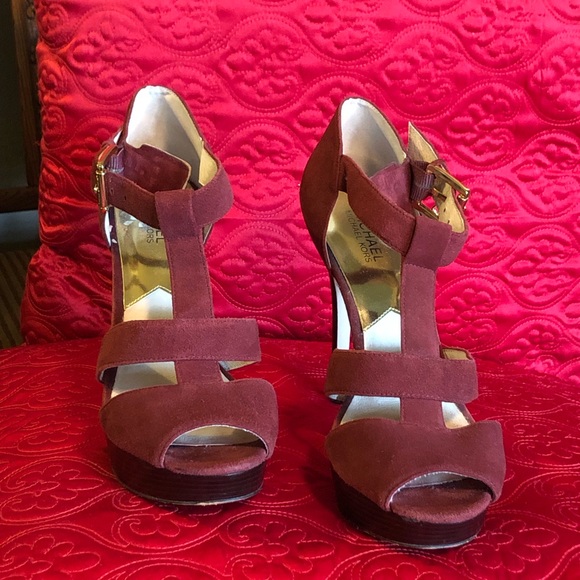 Michael Kors Maroon Suede Platform Heels-Pre❤️’d - Picture 3 of 7